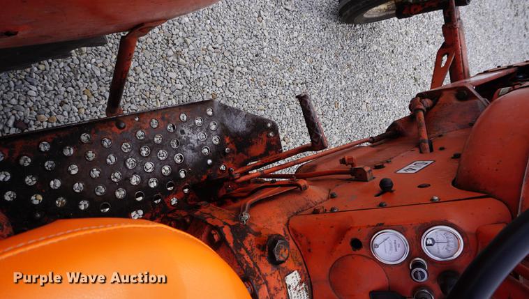 image for item DE3126 1957 Allis Chalmers D14 tractor