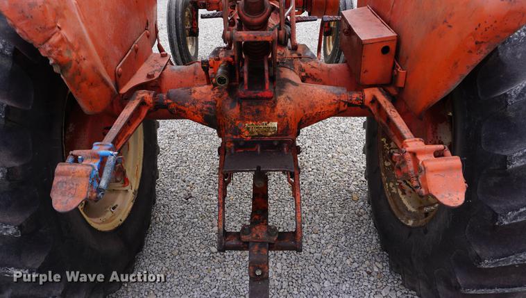 image for item DE3126 1957 Allis Chalmers D14 tractor