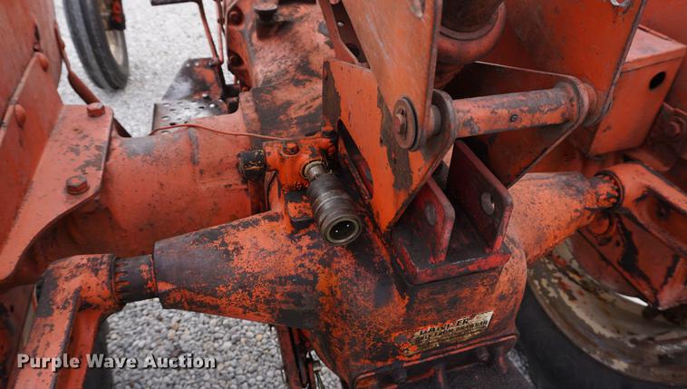 image for item DE3126 1957 Allis Chalmers D14 tractor