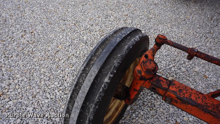 image for item DE3126 1957 Allis Chalmers D14 tractor