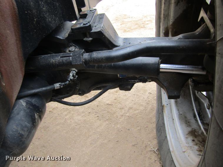 image for item DE6612 2005 Case IH MX285 MFWD tractor