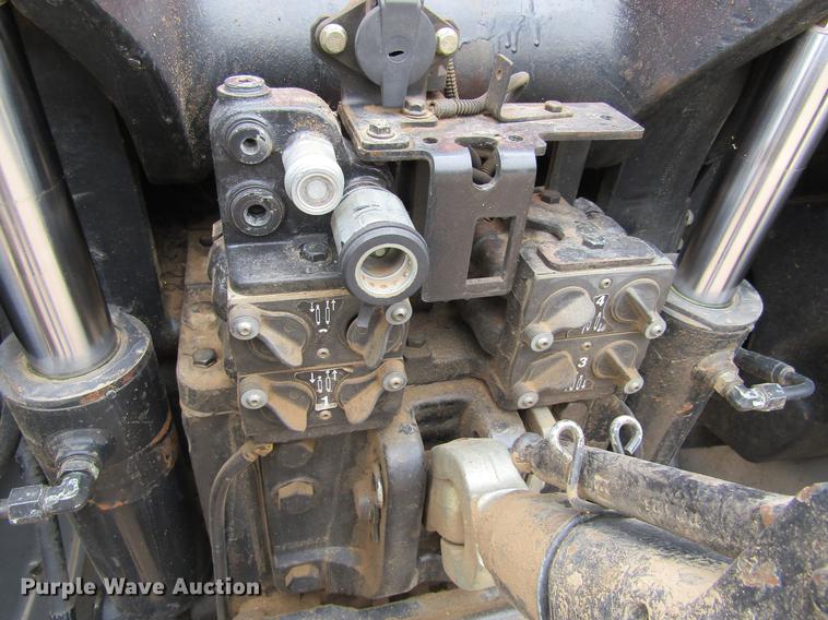 image for item DE6612 2005 Case IH MX285 MFWD tractor