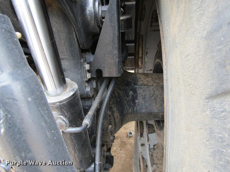 image for item DE6612 2005 Case IH MX285 MFWD tractor