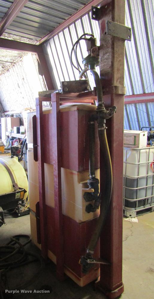 image for item DE6646 (2) Wylie saddle tanks