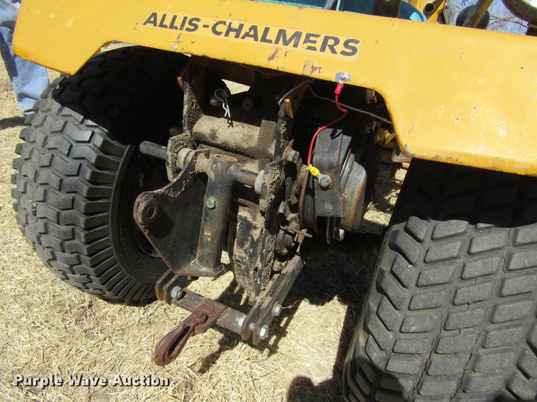 image for item DE6651 Allis Chalmers B110 tractor