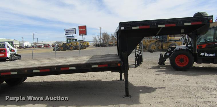 image for item DE6654 2006 Belshe equipment trailer