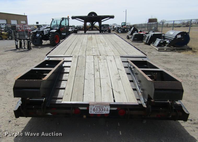 image for item DE6654 2006 Belshe equipment trailer