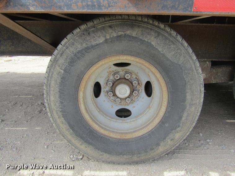 image for item DE6654 2006 Belshe equipment trailer