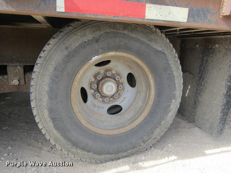 image for item DE6654 2006 Belshe equipment trailer