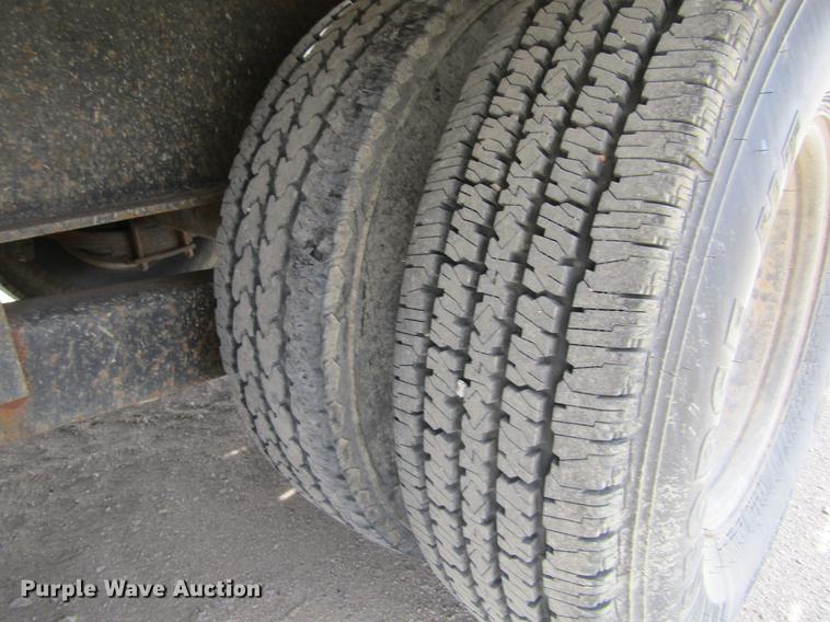 image for item DE6654 2006 Belshe equipment trailer