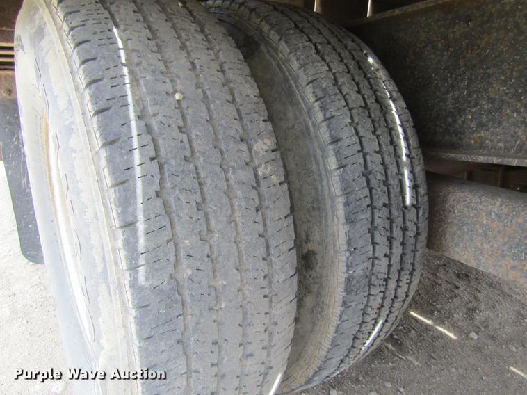 image for item DE6654 2006 Belshe equipment trailer