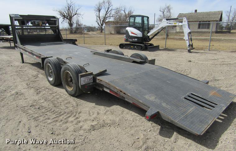 image for item DE6655 2016 Maxey A826 Drop-N-Load car trailer