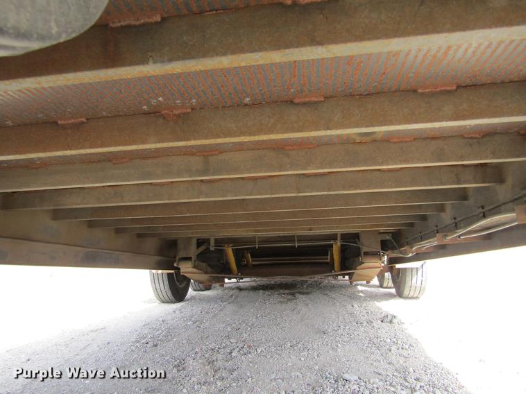 image for item DE6655 2016 Maxey A826 Drop-N-Load car trailer