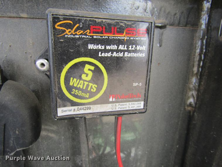 image for item DE6655 2016 Maxey A826 Drop-N-Load car trailer