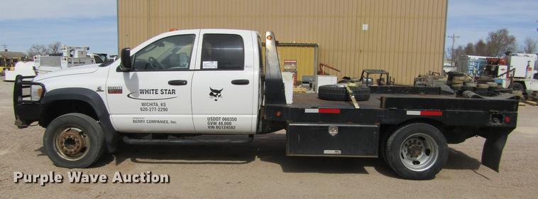 image for item DE6656 2008 Dodge Ram 5500HD SLT Quad Cab flatbed pickup truck