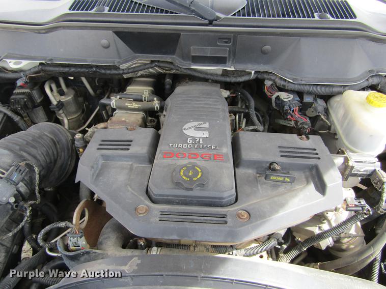 image for item DE6656 2008 Dodge Ram 5500HD SLT Quad Cab flatbed pickup truck