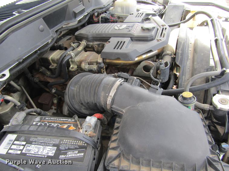 image for item DE6656 2008 Dodge Ram 5500HD SLT Quad Cab flatbed pickup truck