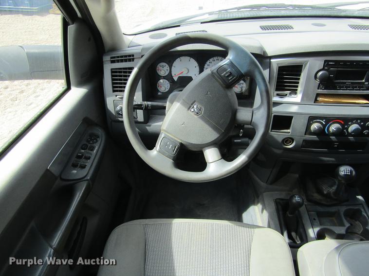 image for item DE6656 2008 Dodge Ram 5500HD SLT Quad Cab flatbed pickup truck