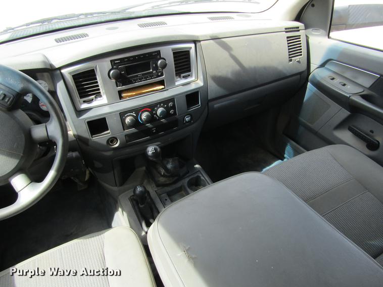 image for item DE6656 2008 Dodge Ram 5500HD SLT Quad Cab flatbed pickup truck