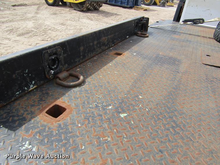 image for item DE6656 2008 Dodge Ram 5500HD SLT Quad Cab flatbed pickup truck