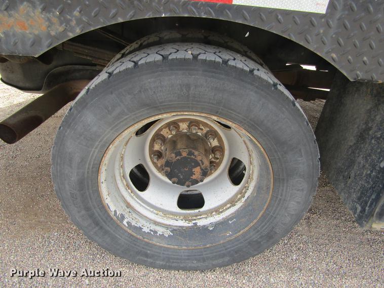 image for item DE6656 2008 Dodge Ram 5500HD SLT Quad Cab flatbed pickup truck