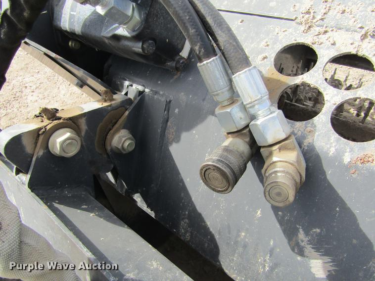 image for item DE6657 2013 Bobcat LR6B landscape rake