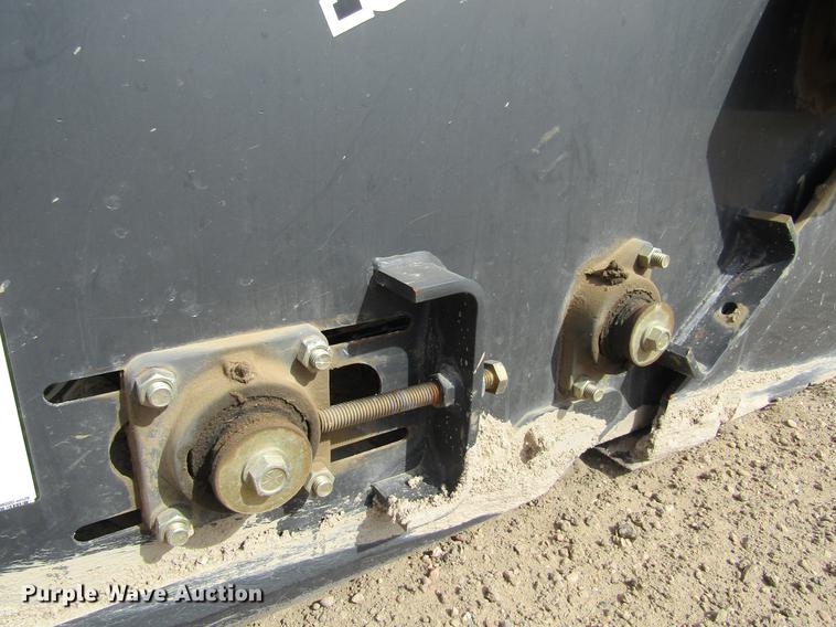 image for item DE6657 2013 Bobcat LR6B landscape rake