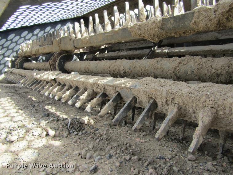 image for item DE6657 2013 Bobcat LR6B landscape rake