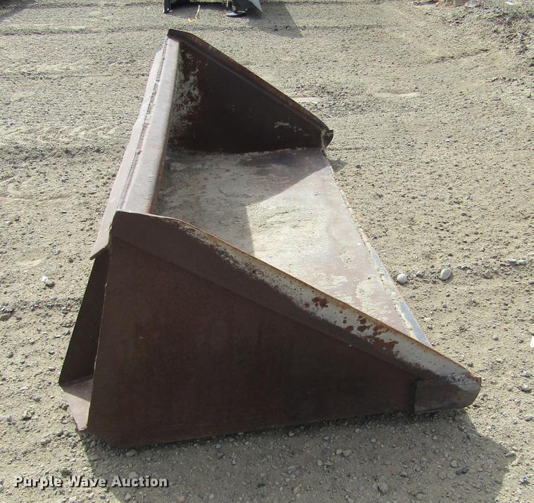 image for item DE6659 Rawson low profile skid steer bucket