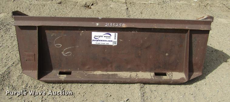 image for item DE6659 Rawson low profile skid steer bucket