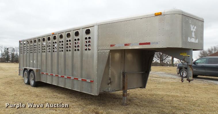 image for item DP9576 2006 Wilson PSGN-3724T livestock trailer