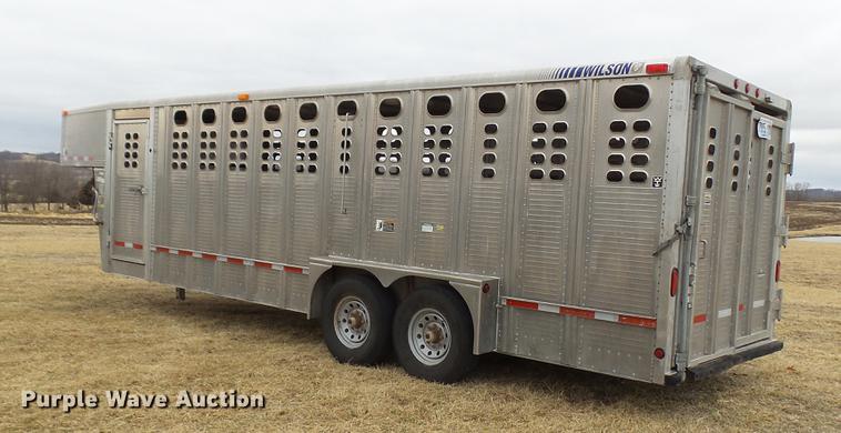 image for item DP9576 2006 Wilson PSGN-3724T livestock trailer