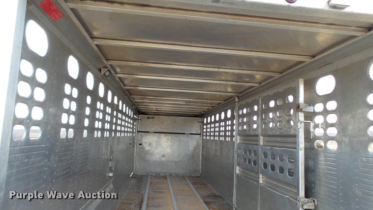 image for item DP9576 2006 Wilson PSGN-3724T livestock trailer