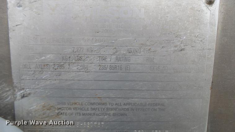 image for item DP9576 2006 Wilson PSGN-3724T livestock trailer