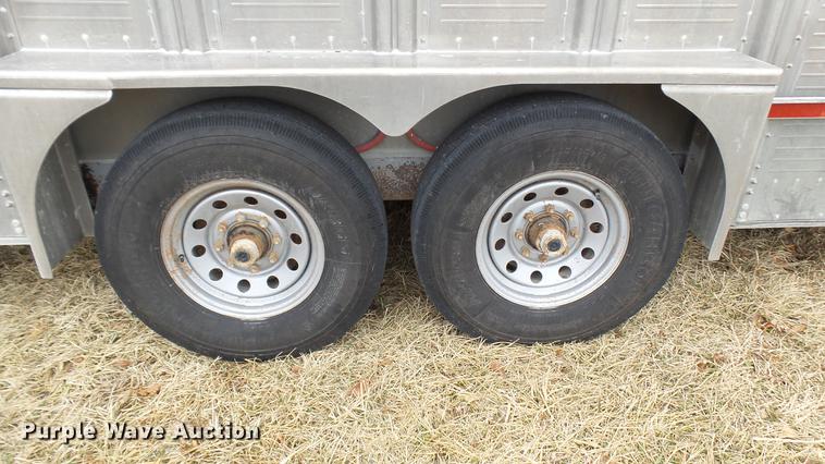 image for item DP9576 2006 Wilson PSGN-3724T livestock trailer