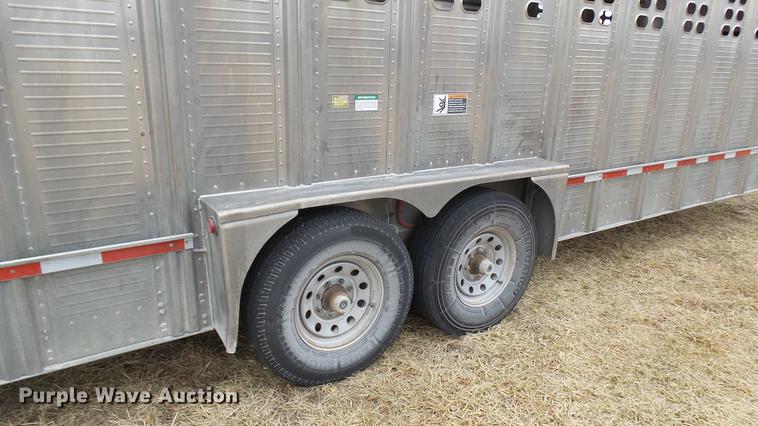 image for item DP9576 2006 Wilson PSGN-3724T livestock trailer