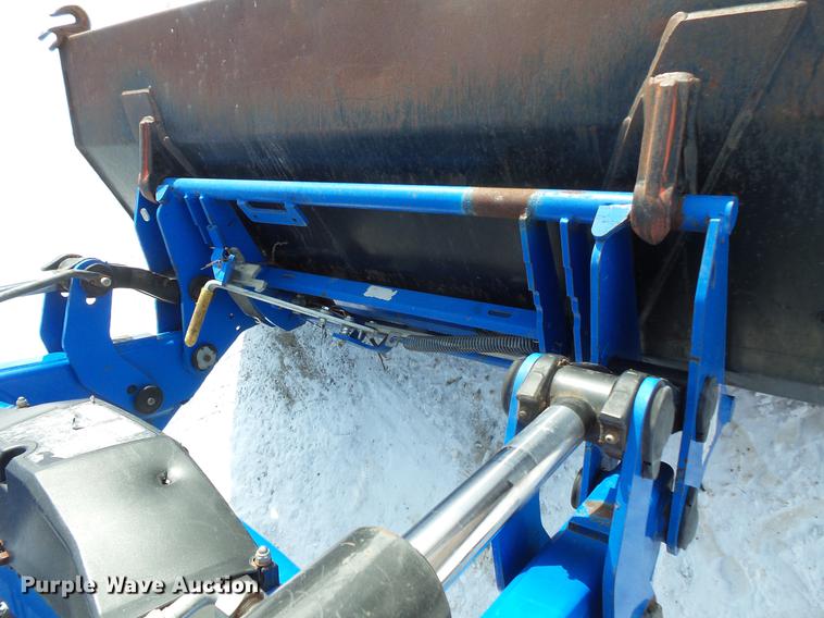 image for item DV9552 2009 New Holland TD5050 MFWD tractor