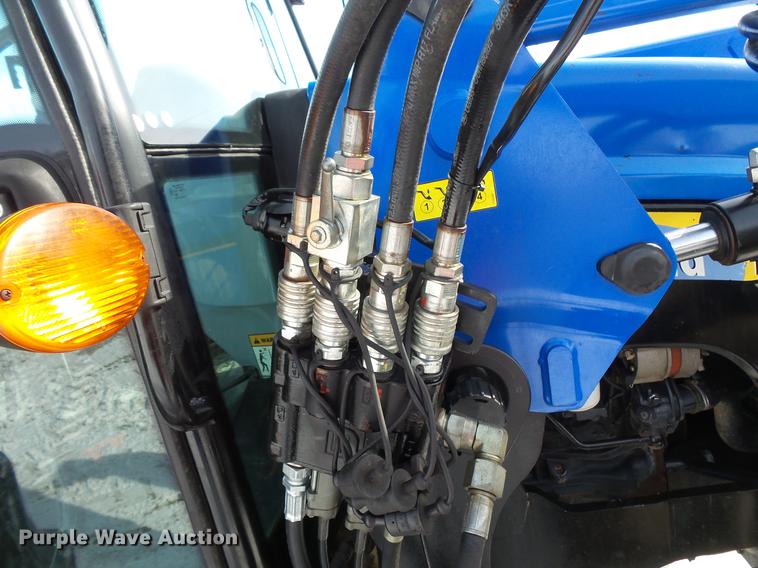 image for item DV9552 2009 New Holland TD5050 MFWD tractor