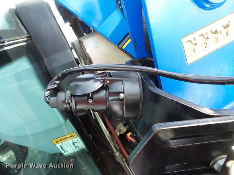 image for item DV9552 2009 New Holland TD5050 MFWD tractor