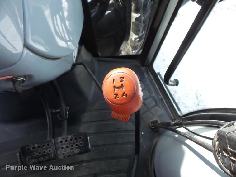 image for item DV9552 2009 New Holland TD5050 MFWD tractor