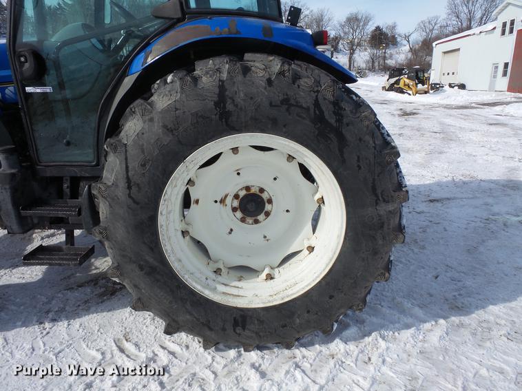 image for item DV9552 2009 New Holland TD5050 MFWD tractor