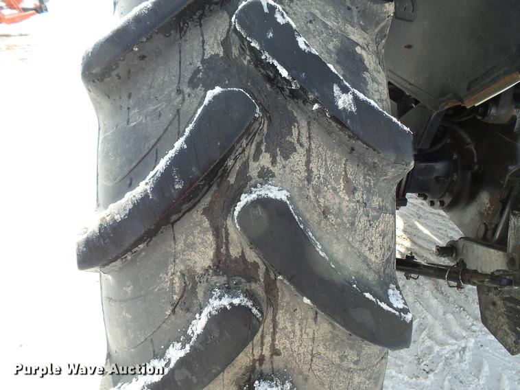 image for item DV9552 2009 New Holland TD5050 MFWD tractor