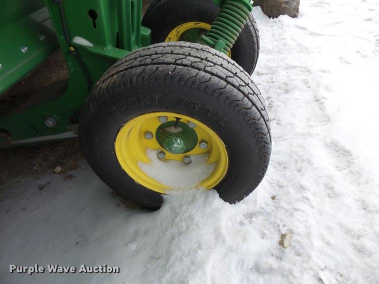 image for item EA9717 2015 John Deere 640D draper head