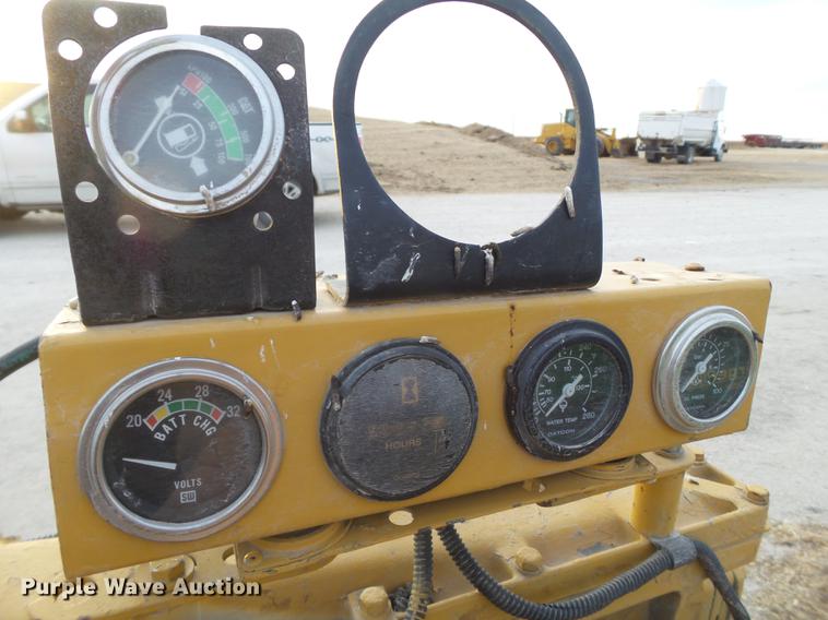 image for item EN9530 Caterpillar six cylinder turbo diesel engine