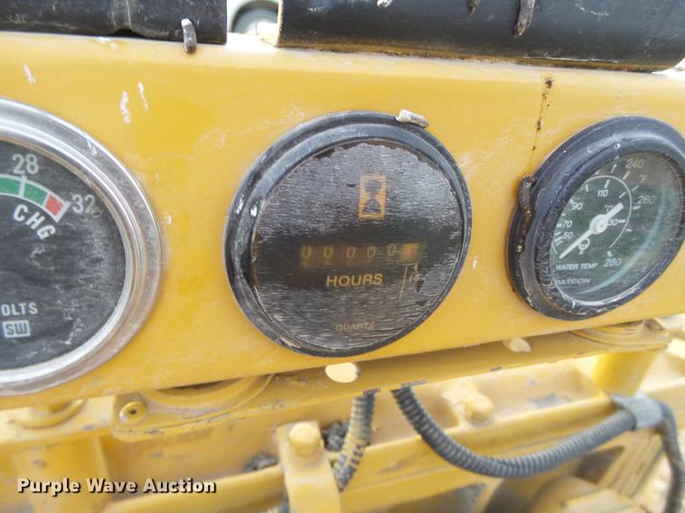 image for item EN9530 Caterpillar six cylinder turbo diesel engine