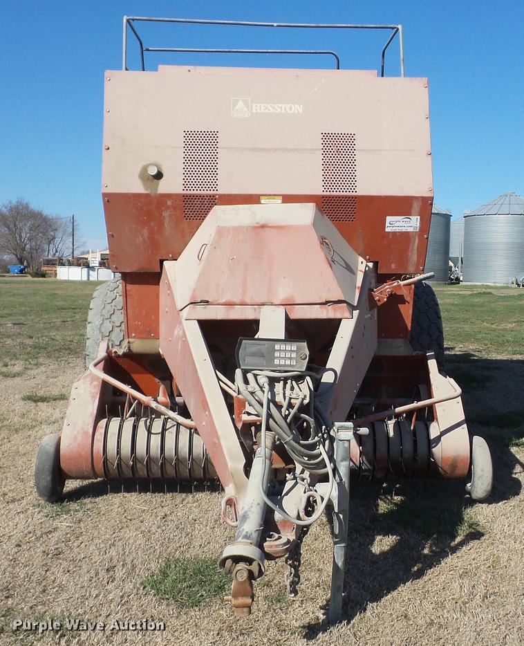 image for item H1556 1998 Hesston 4900 large square baler