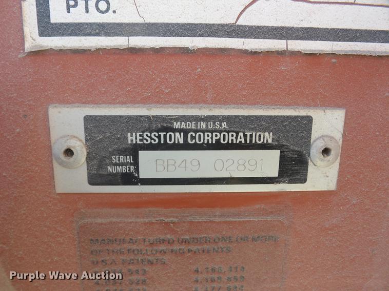 image for item H1556 1998 Hesston 4900 large square baler