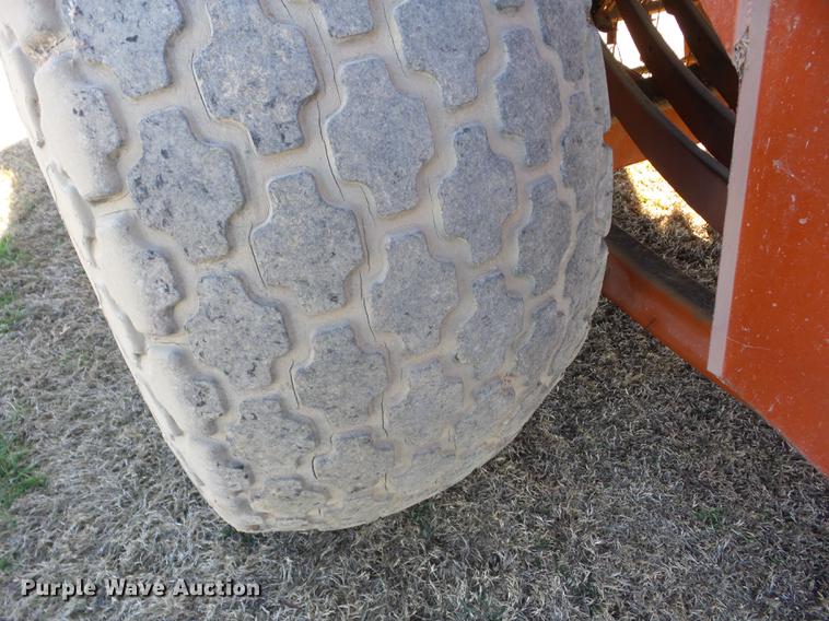 image for item H1556 1998 Hesston 4900 large square baler