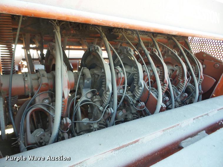 image for item H1556 1998 Hesston 4900 large square baler