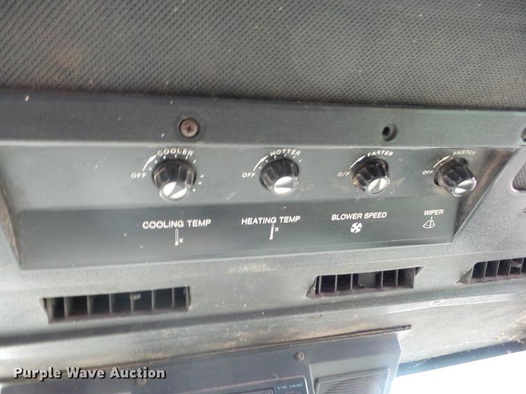 image for item J8550 John Deere 6620 Turbo RWA combine